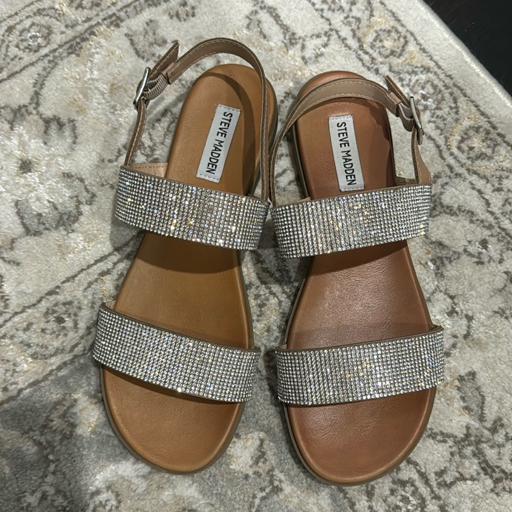 Steve Madden Silver and Tan Sandals